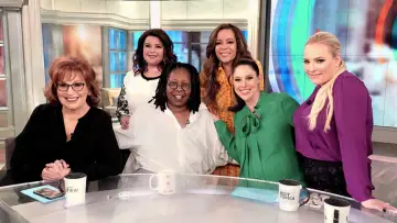 Zasłona к сериалу "The View" #1283999