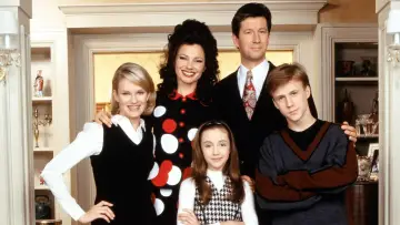 Zasłona к сериалу "Pomoc domowa" #1256522