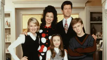 Zasłona к сериалу "Pomoc domowa" #1256524