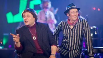 Zasłona do serialu "The Fast Show" #1817165