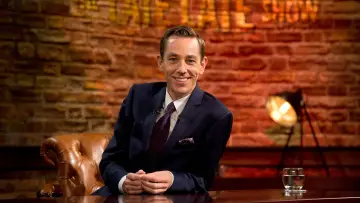 Zasłona do serialu "The Late Late Show" #1557596
