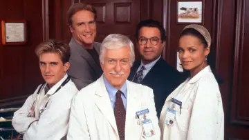 Zasłona к сериалу "Diagnoza morderstwo" #1276017