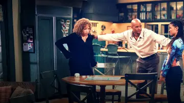Zasłona к сериалу "On, ona i dzieciaki" #1382429