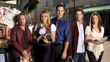 Zasłona к сериалу "Rules of Engagement" #1348296