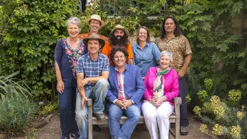 Zasłona к сериалу "Gardening Australia" #1318985