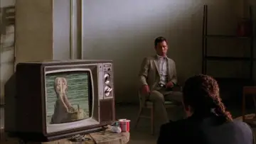 Zasłona к сериалу "Tożsamość szpiega" #1301740