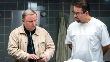 Zasłona к сериалу "Miejsce zbrodni" #1266174