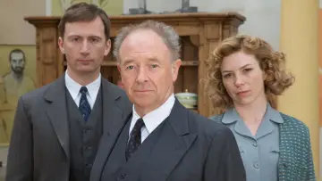 Zasłona к сериалу "Foyle