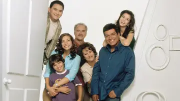 Zasłona к сериалу "George Lopez" #1436278