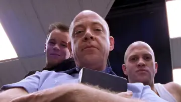 Zasłona к сериалу "Więzienie Oz" #1288271