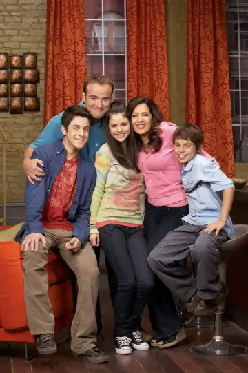 Plakat к сериалу "Czarodzieje z Waverly Place" #1340387