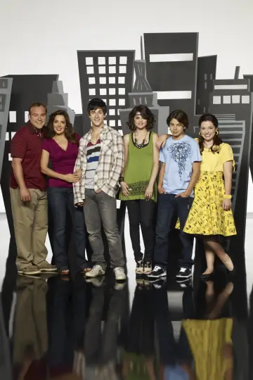 Plakat к сериалу "Czarodzieje z Waverly Place" #1340388
