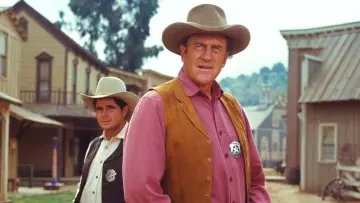Zasłona к сериалу "Gunsmoke" #1337446
