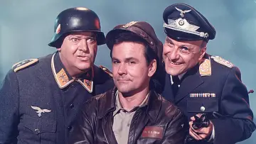 Zasłona к сериалу "Hogan