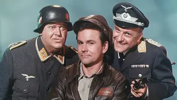 Zasłona к сериалу "Hogan