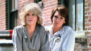 Zasłona к сериалу "Cagney & Lacey" #1335322