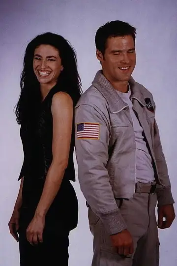 Plakat к сериалу "Farscape - Ucieczka w kosmos" #1323338