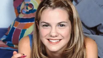 Zasłona к сериалу "The Secret World of Alex Mack" #1453189