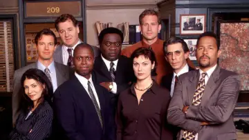 Zasłona к сериалу "Homicide: Życie na ulicy" #1295657