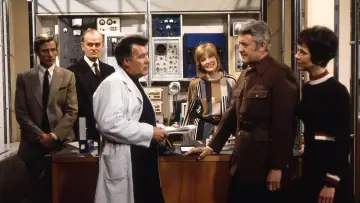 Zasłona do serialu "Doomwatch" #1747497