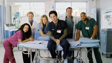 Zasłona к сериалу "Hoży doktorzy" #1285502