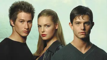 Zasłona к сериалу "Roswell: W kręgu tajemnic" #1370648