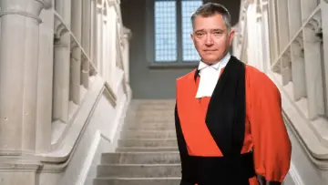 Zasłona do serialu "Judge John Deed" #1684731