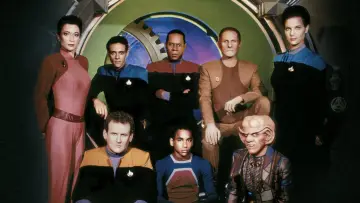 Zasłona к сериалу "Star Trek: Stacja Kosmiczna" #1286213