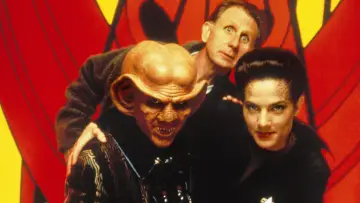 Zasłona к сериалу "Star Trek: Stacja Kosmiczna" #1286222