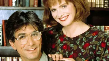 Zasłona do serialu "Dni i noce Molly Dodd" #1589001