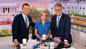 Zasłona do serialu "Morning Joe" #1677169