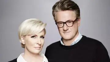 Zasłona do serialu "Morning Joe" #1677179