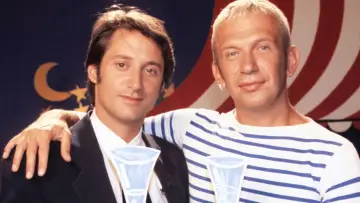 Zasłona к сериалу "Eurotrash" #1394026