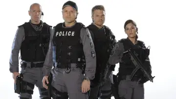 Zasłona к сериалу "Flashpoint" #1394424