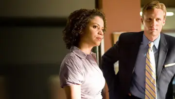 Zasłona do serialu "Podnieść poprzeczkę" #1589036