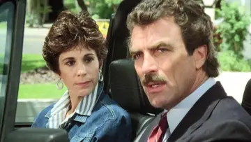 Zasłona к сериалу "Magnum" #1290548