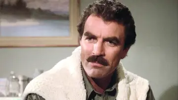 Zasłona к сериалу "Magnum" #1290549