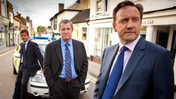 Zasłona к сериалу "Morderstwa w Midsomer" #1236205