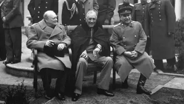 Zasłona do serialu "Historia II wojny światowej" #1604606