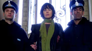 Zasłona к сериалу "Banged Up Abroad" #1445620