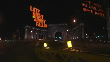 Zasłona к сериалу "Late Night with Jimmy Fallon" #1378215