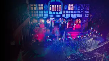 Zasłona к сериалу "Hollyoaks" #1230876
