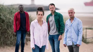 Zasłona к сериалу "Hollyoaks" #1230878