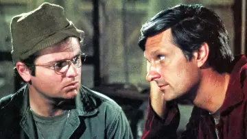 Zasłona к сериалу "M*A*S*H" #1300033