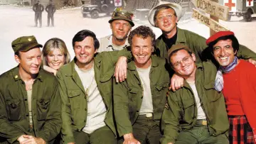 Zasłona к сериалу "M*A*S*H" #1300040