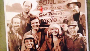 Zasłona к сериалу "M*A*S*H" #1300051
