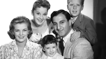 Zasłona к сериалу "The Danny Thomas Show" #1395945