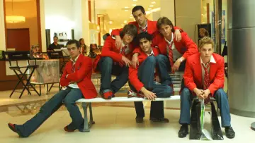 Zasłona к сериалу "Rebelde" #1312328