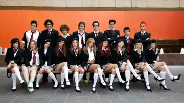 Zasłona к сериалу "Rebelde" #1312330