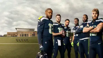 Zasłona к сериалу "Hard Knocks" #1225236